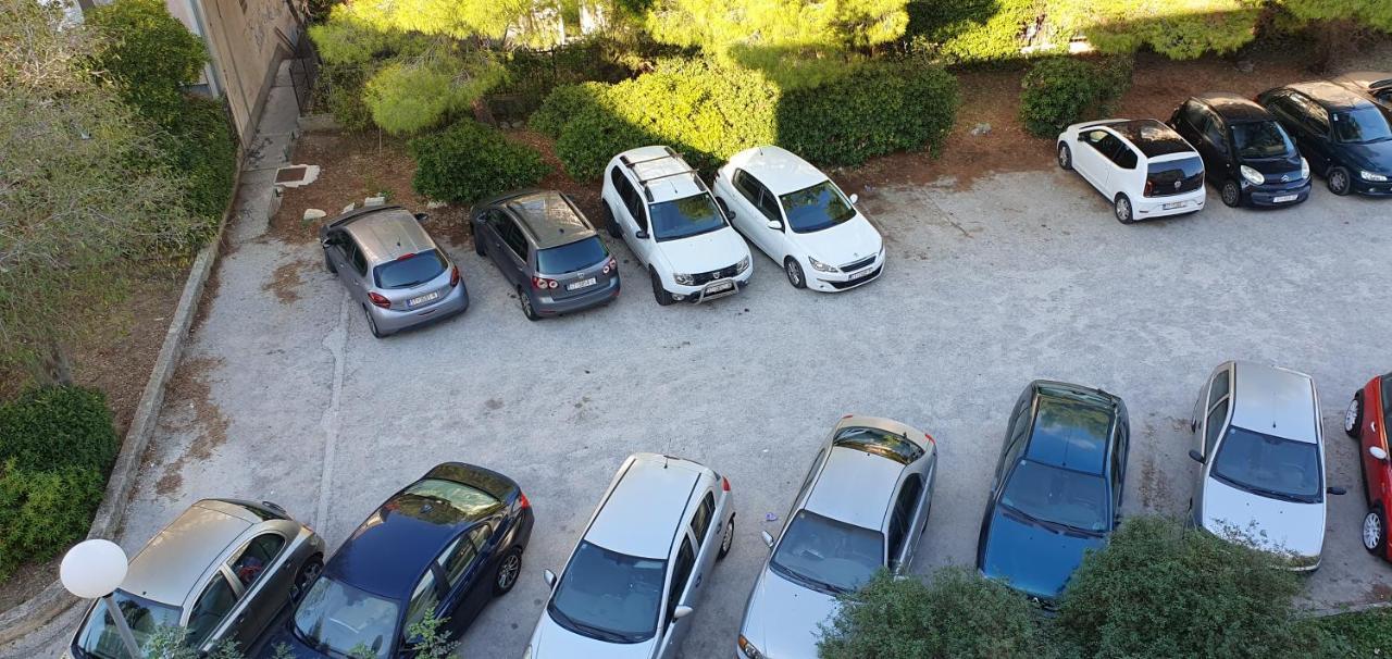Sundowners Apartment, 52Qm, Double & Single Bed, 10 Min From Old Town Of Split Ngoại thất bức ảnh
