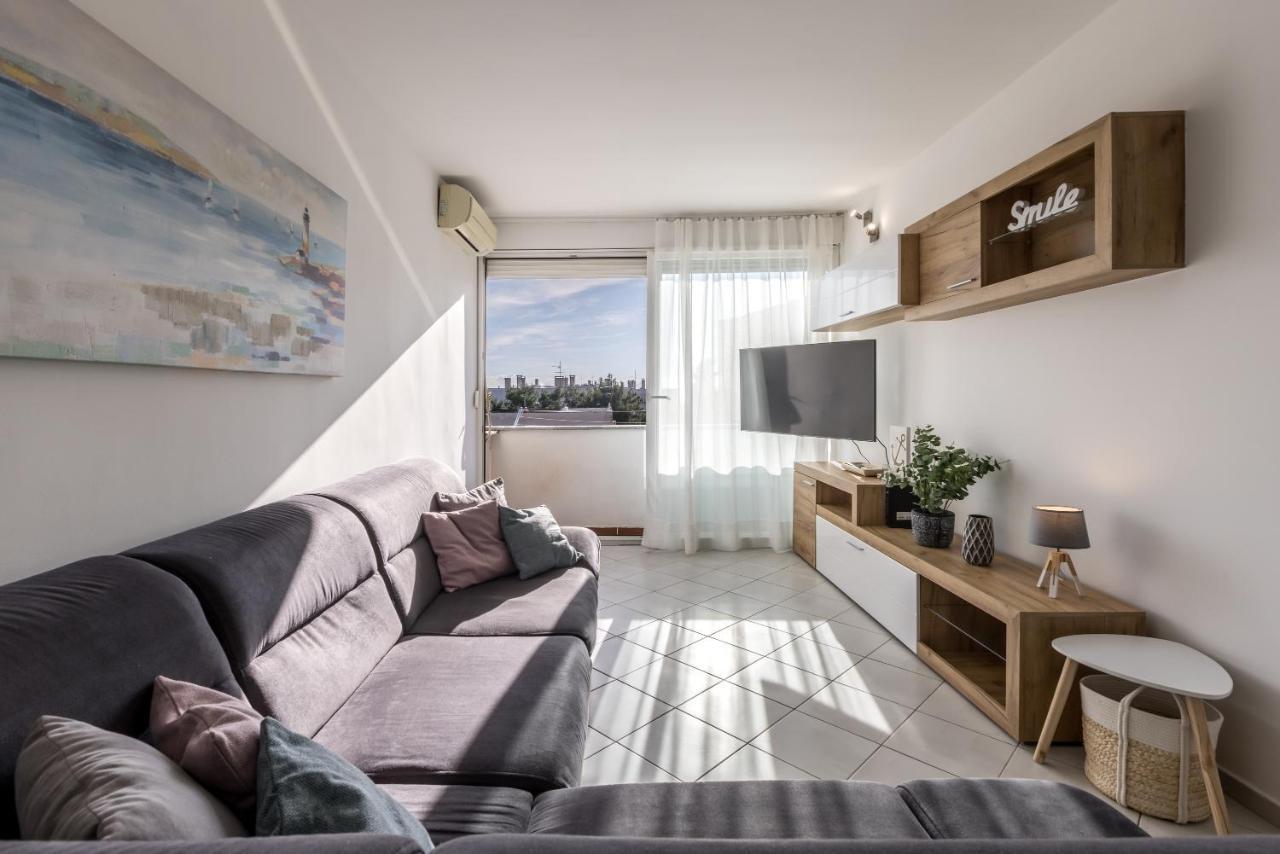 Sundowners Apartment, 52Qm, Double & Single Bed, 10 Min From Old Town Of Split Ngoại thất bức ảnh